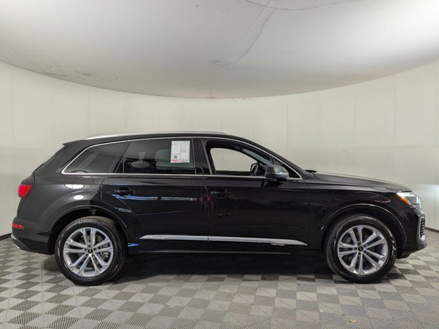 2025 Audi Q7 Premium