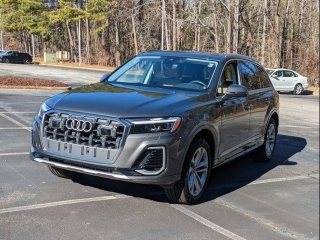 2025 Audi Q7 Premium