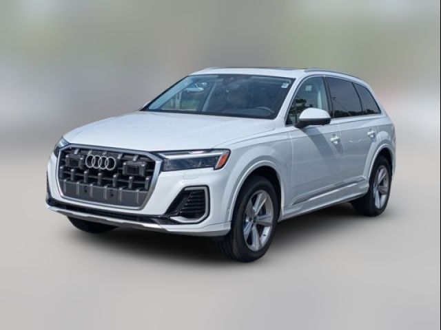 2025 Audi Q7 Premium