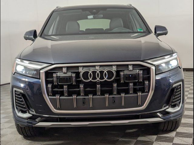 2025 Audi Q7 Premium