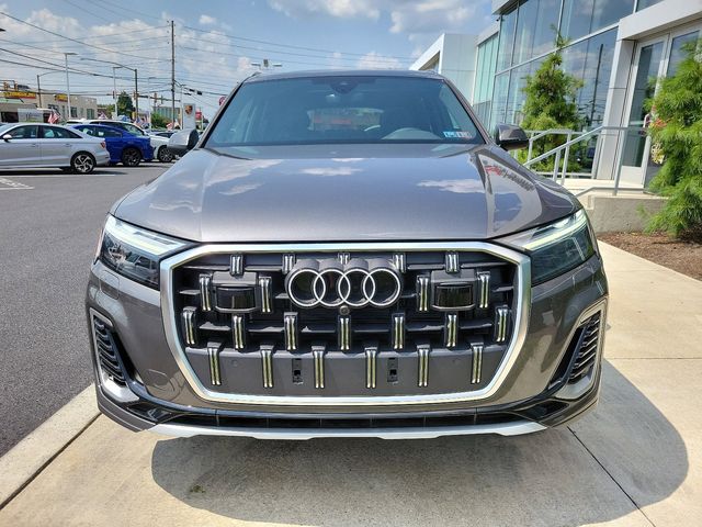 2025 Audi Q7 Premium