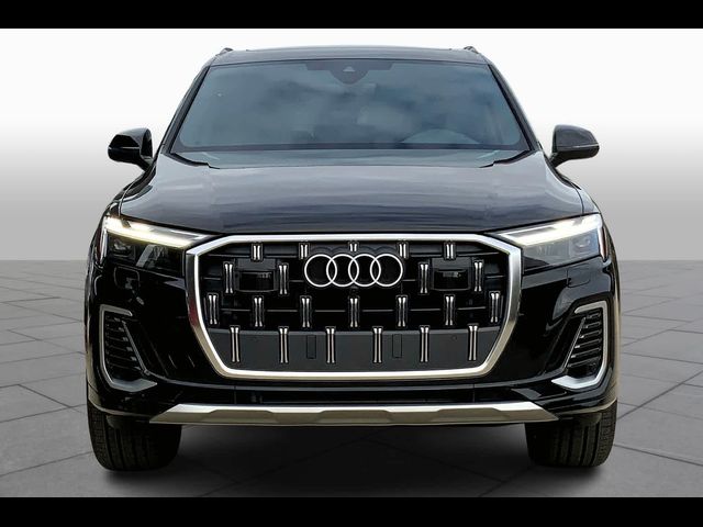 2025 Audi Q7 Premium