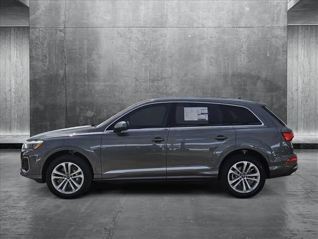 2025 Audi Q7 Premium