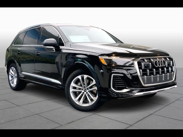 2025 Audi Q7 Premium