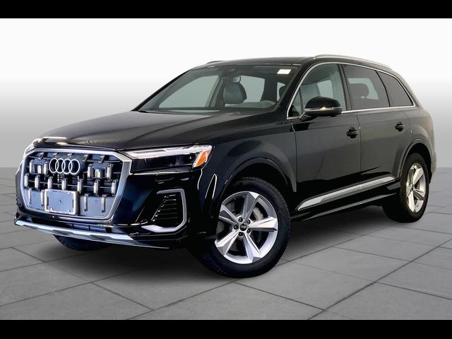 2025 Audi Q7 Premium