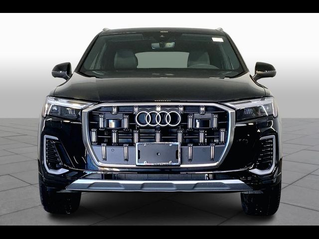 2025 Audi Q7 Premium