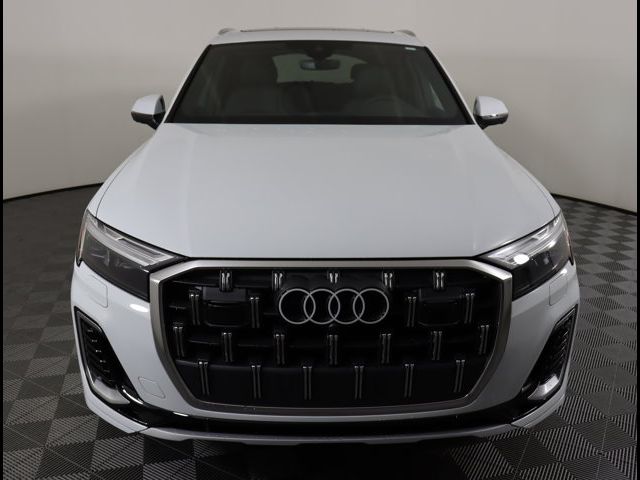 2025 Audi Q7 Premium