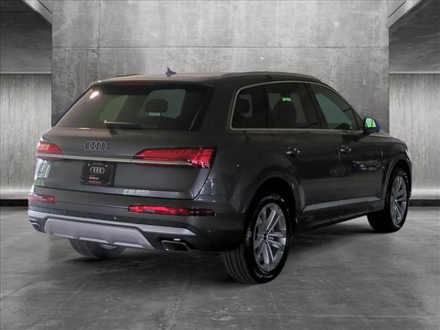 2025 Audi Q7 Premium