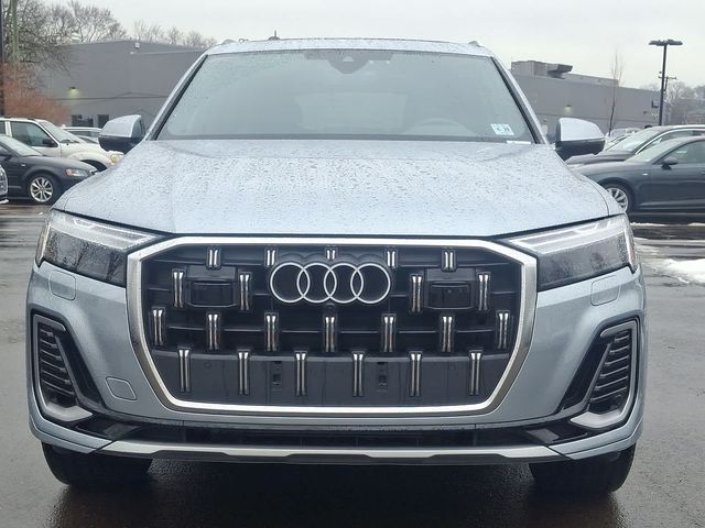 2025 Audi Q7 Premium