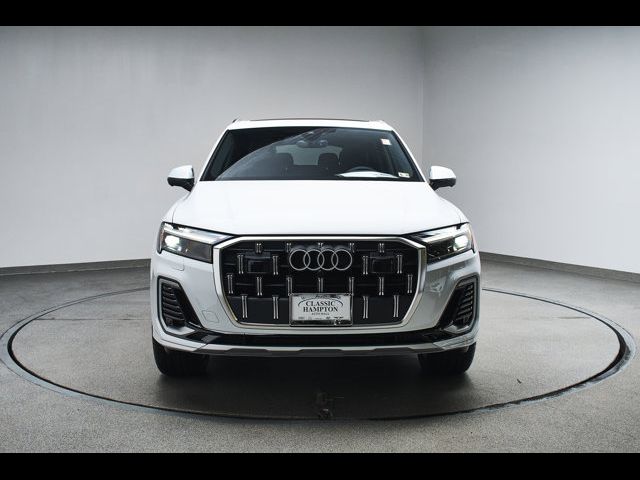 2025 Audi Q7 Premium