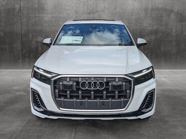 2025 Audi Q7 Premium