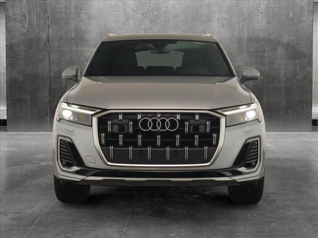 2025 Audi Q7 Premium