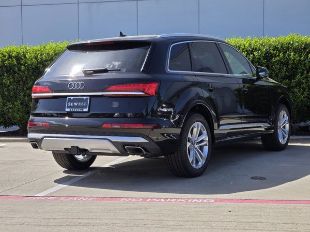 2025 Audi Q7 Premium