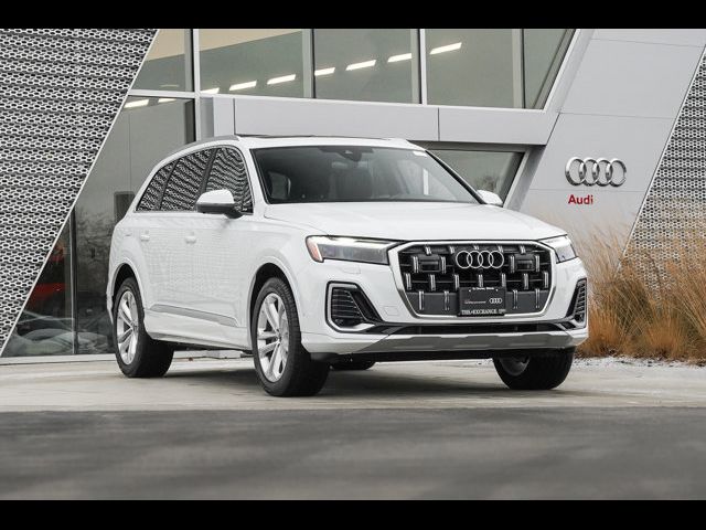 2025 Audi Q7 Premium