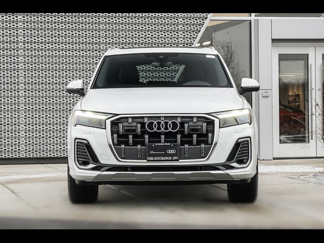 2025 Audi Q7 Premium