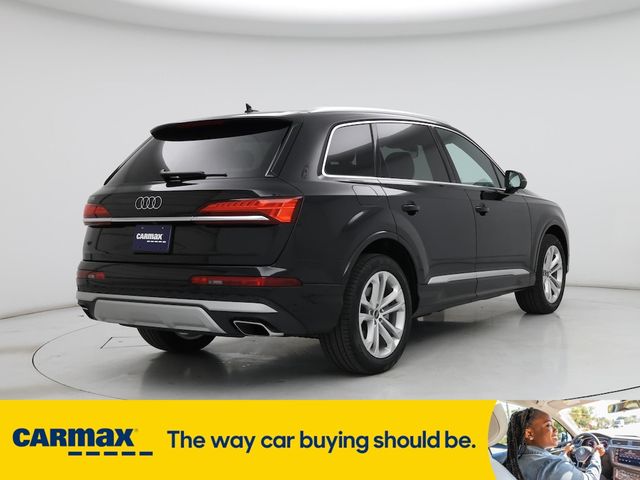 2025 Audi Q7 Premium