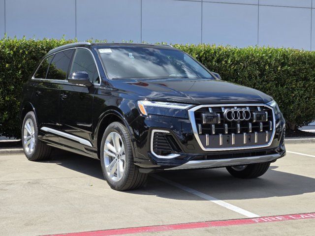 2025 Audi Q7 Premium