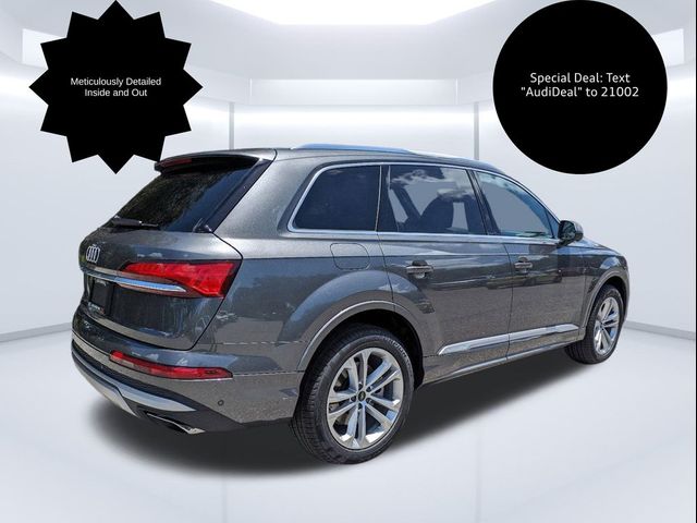 2025 Audi Q7 Premium