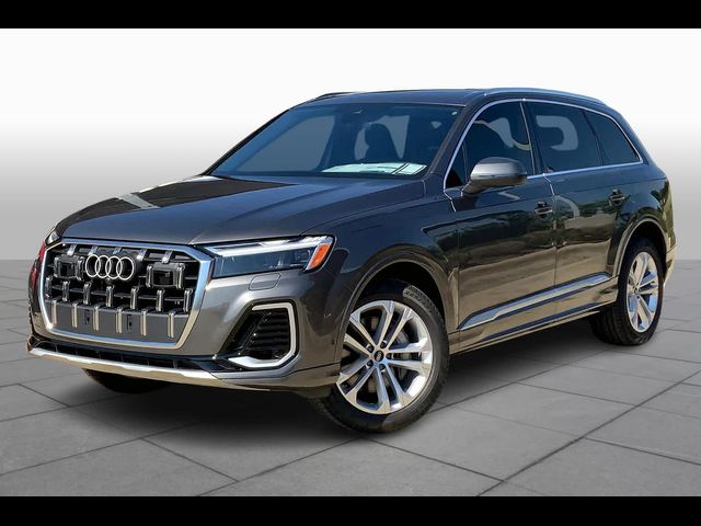 2025 Audi Q7 Premium