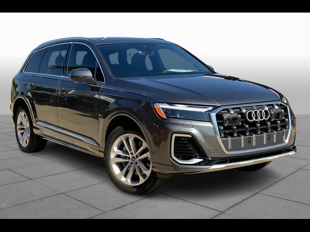 2025 Audi Q7 Premium