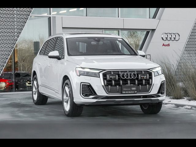 2025 Audi Q7 Premium