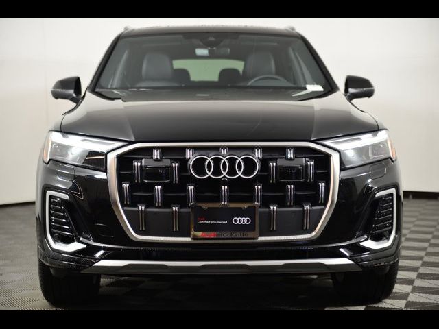2025 Audi Q7 Premium