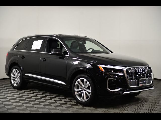 2025 Audi Q7 Premium