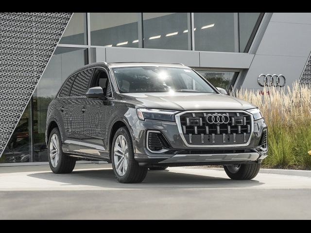 2025 Audi Q7 Premium