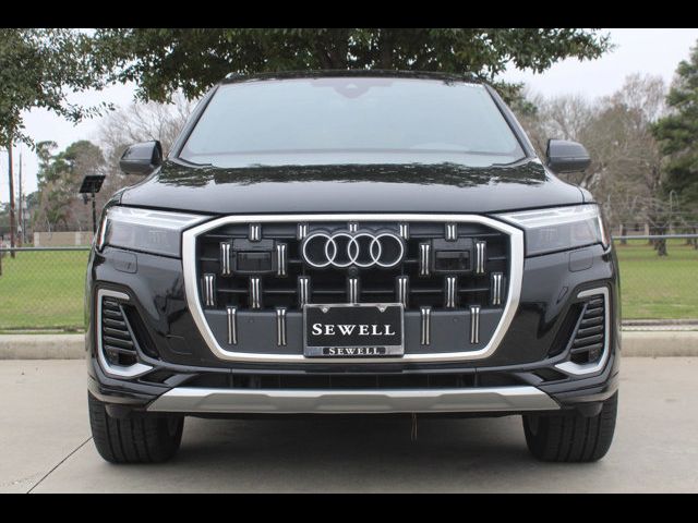 2025 Audi Q7 Premium