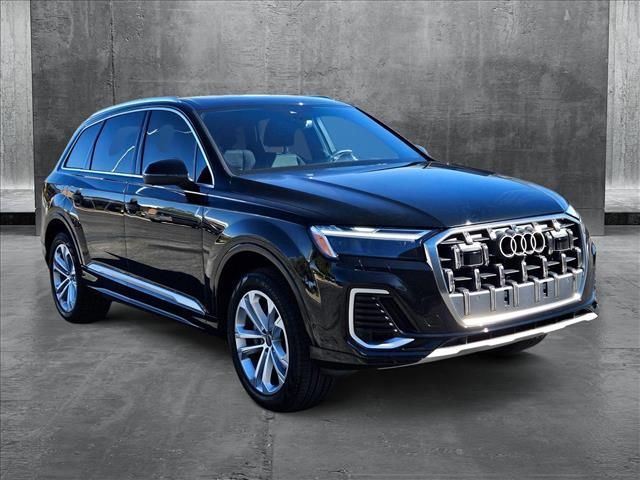 2025 Audi Q7 Premium