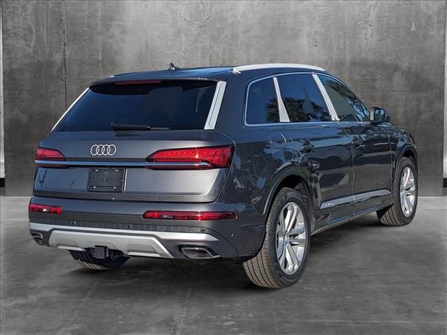 2025 Audi Q7 Premium