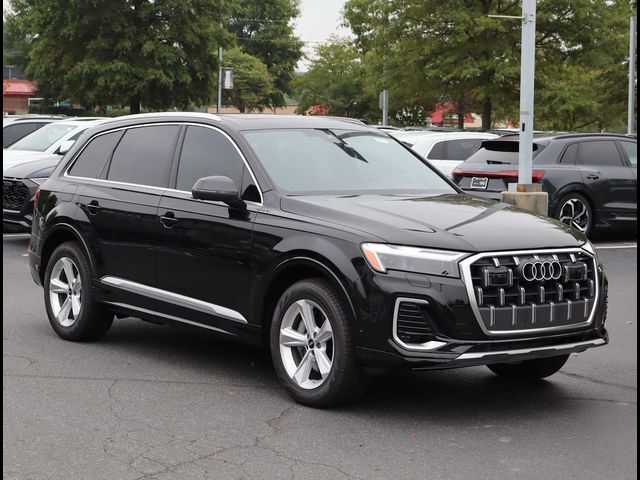 2025 Audi Q7 Premium