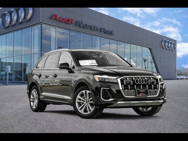 2025 Audi Q7 Premium