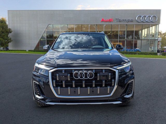 2025 Audi Q7 Premium