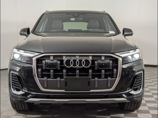 2025 Audi Q7 Premium