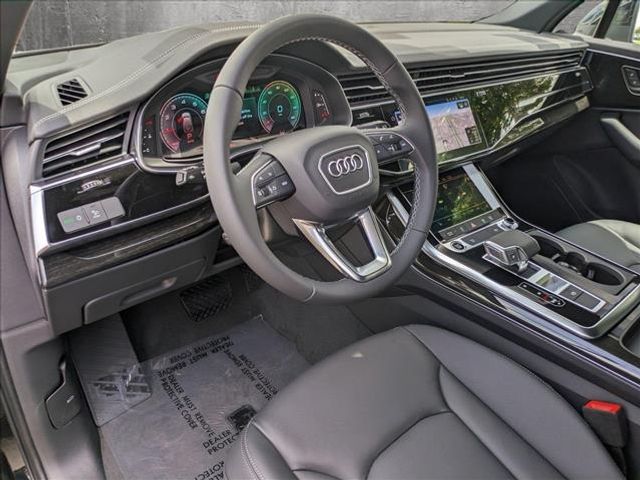 2025 Audi Q7 Premium