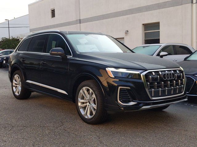 2025 Audi Q7 Premium