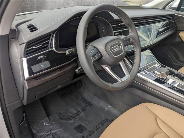 2025 Audi Q7 Premium