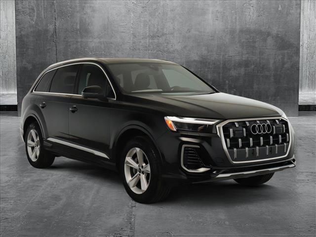 2025 Audi Q7 Premium