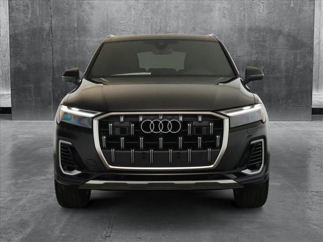 2025 Audi Q7 Premium