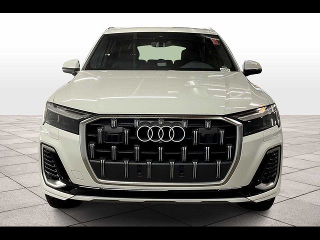 2025 Audi Q7 Premium