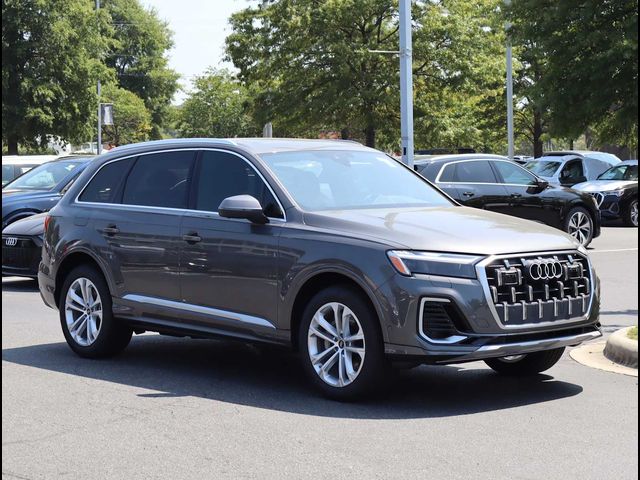 2025 Audi Q7 Premium