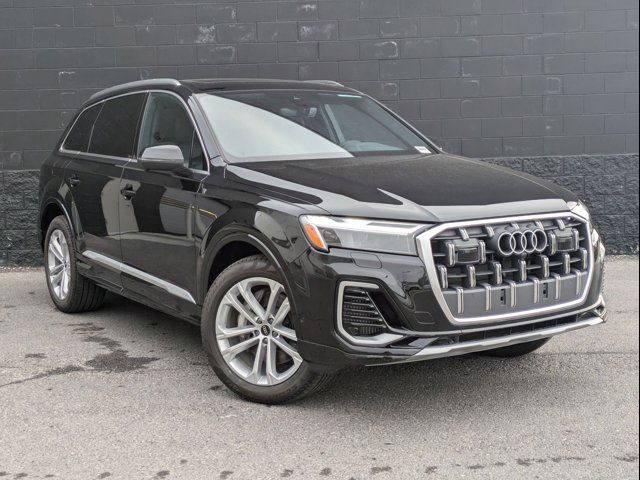 2025 Audi Q7 Premium