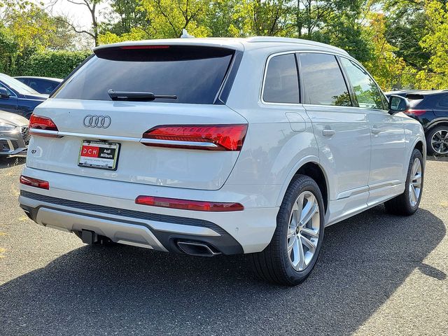 2025 Audi Q7 Premium