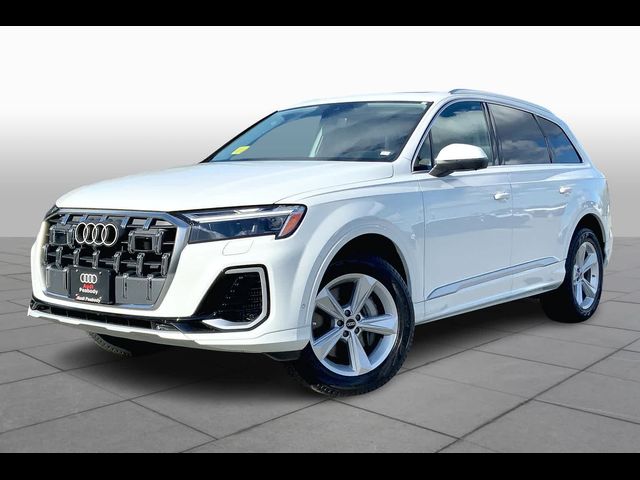 2025 Audi Q7 Premium