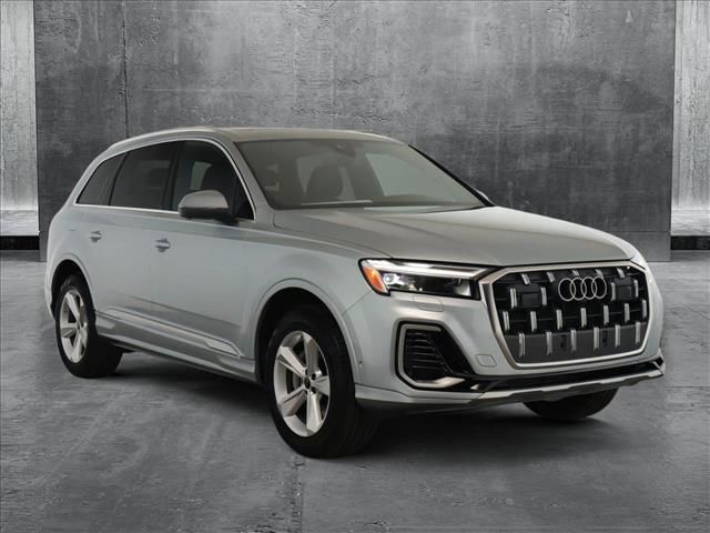 2025 Audi Q7 Premium