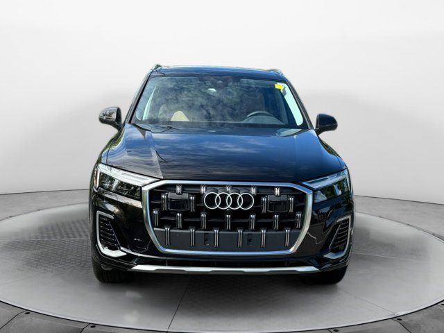 2025 Audi Q7 Premium