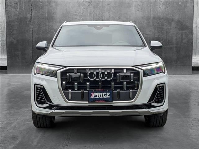 2025 Audi Q7 Premium