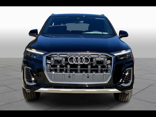 2025 Audi Q7 Premium