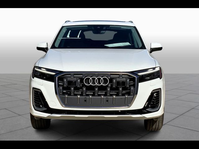 2025 Audi Q7 Premium